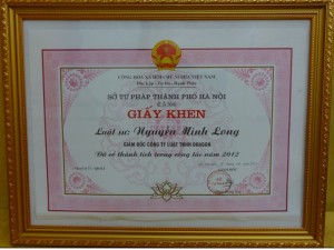 giay khen 300x225 1